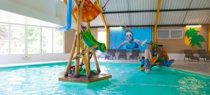 別荘 Tiny House Op De Veluwe ベークベーゲン